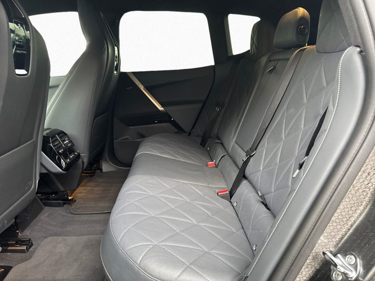 BMW iX xDrive40 Sportp. Laser Skylounge Luftf. AHK foto 13