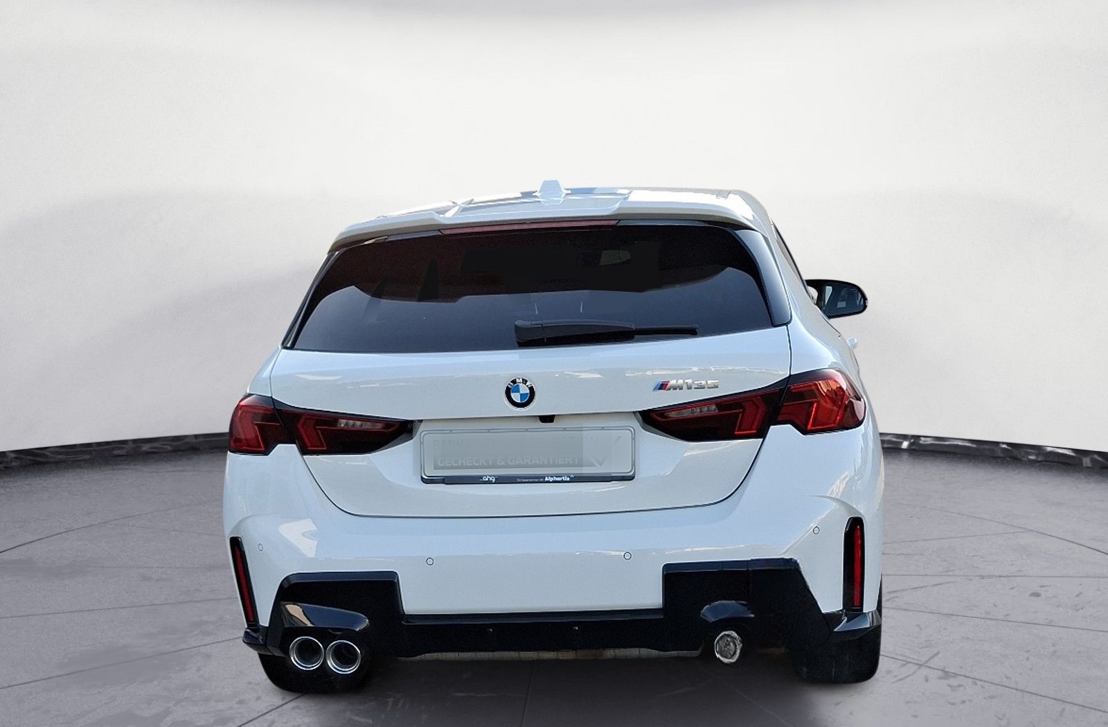 BMW M135 xDrive Klimaaut. Adaptives Fahrwerk foto 5