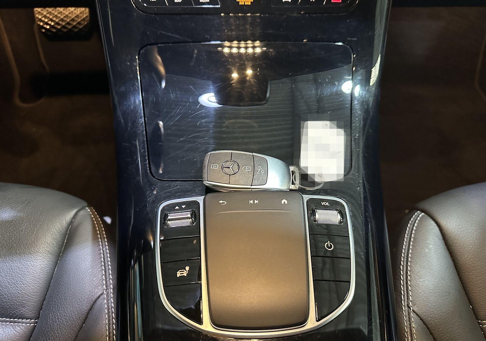 Mercedes-Benz EQC 400 4Matic Leder Navi LED R.Cam SHZ DAB  foto 25