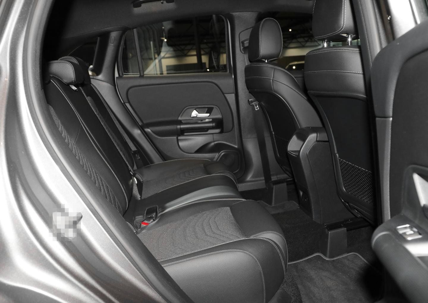 Mercedes-Benz GLA 200 Style Ambiente Sitzheizung MBUX-Navi LED foto 6