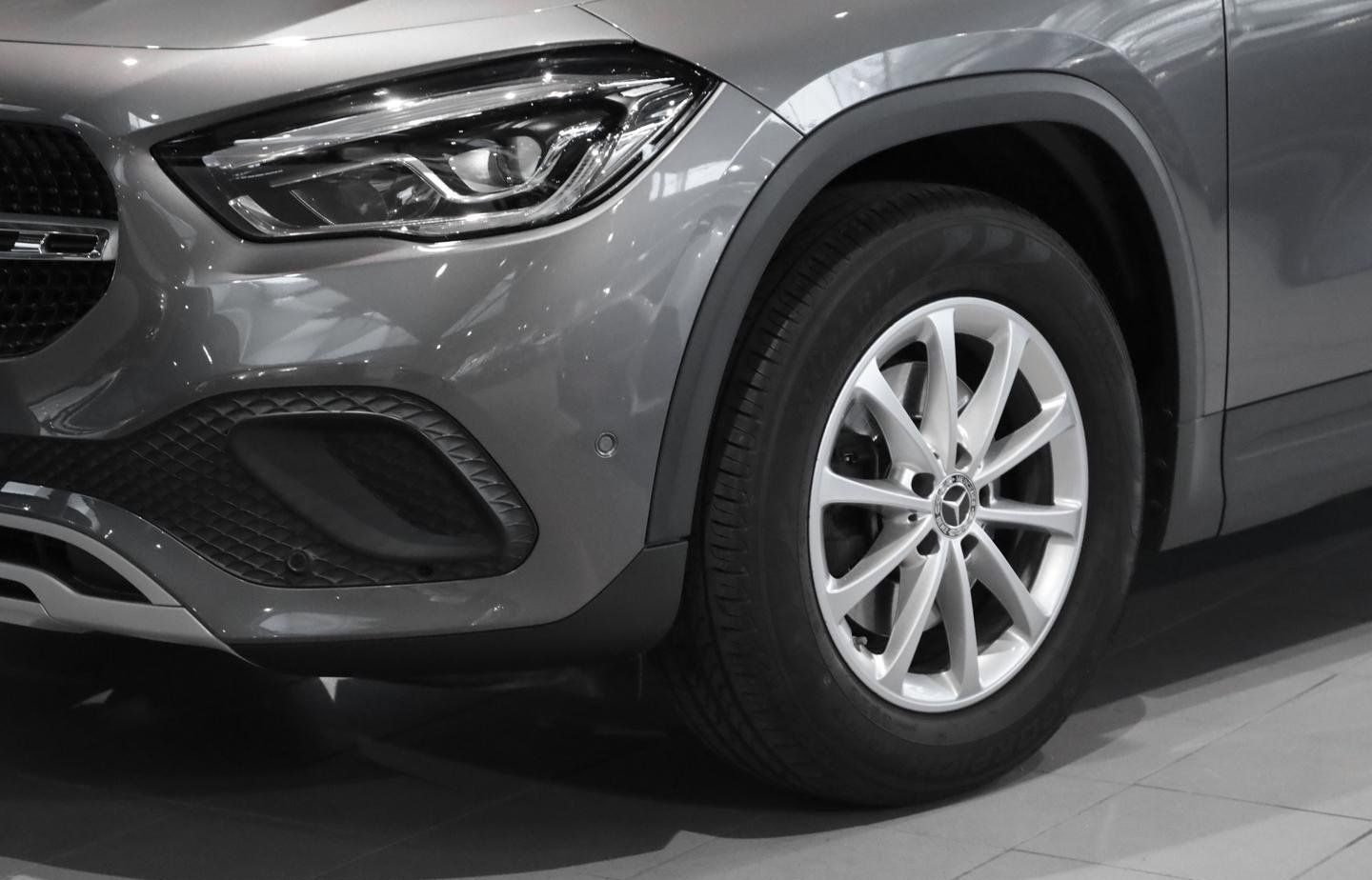 Mercedes-Benz GLA 200 Style Ambiente Sitzheizung MBUX-Navi LED foto 9