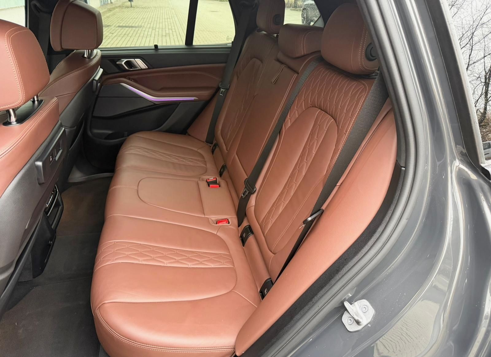 BMW X5 40d M SPORT.INDIVIDUAL.MASSAGE.SOFTCL.SKY.22" foto 12