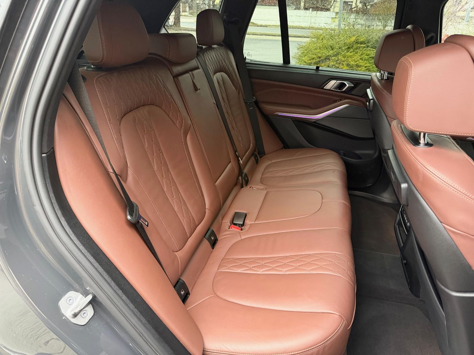 BMW X5 40d M SPORT.INDIVIDUAL.MASSAGE.SOFTCL.SKY.22" foto 13