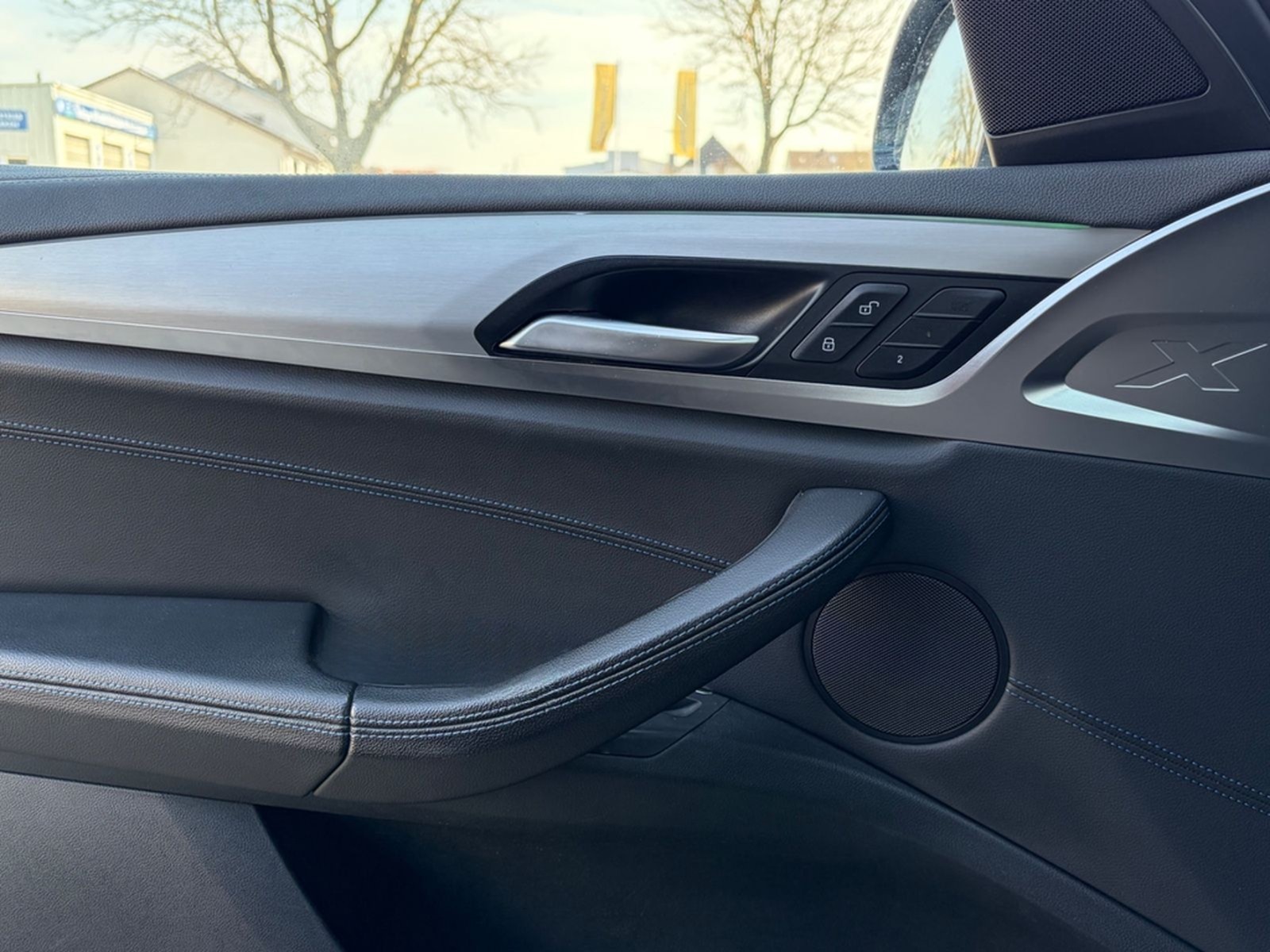 BMW X3 M40 Head Up Display / elekt. Kofferraum foto 17
