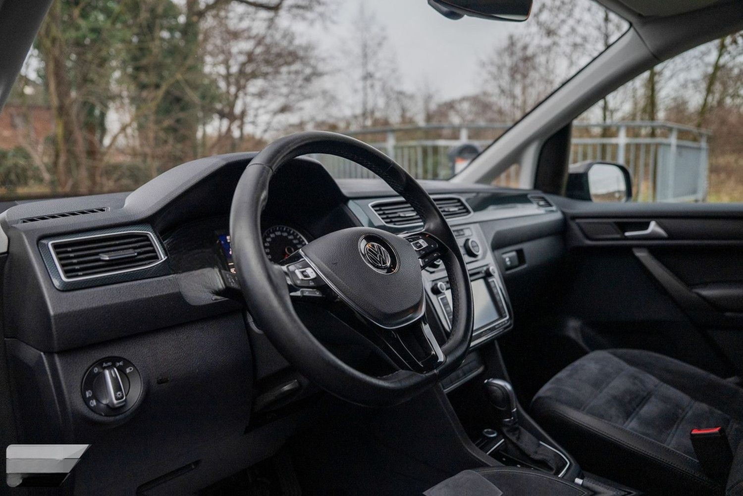 Volkswagen Caddy Maxi Highline BMT 'Aut.'Behindertengerecht foto 3