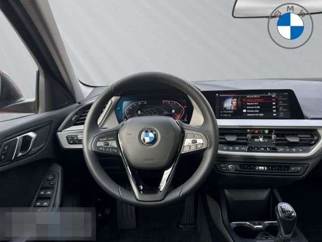 BMW 118 d Advantage Panorama LED PDC Tempomat SHZ foto 12