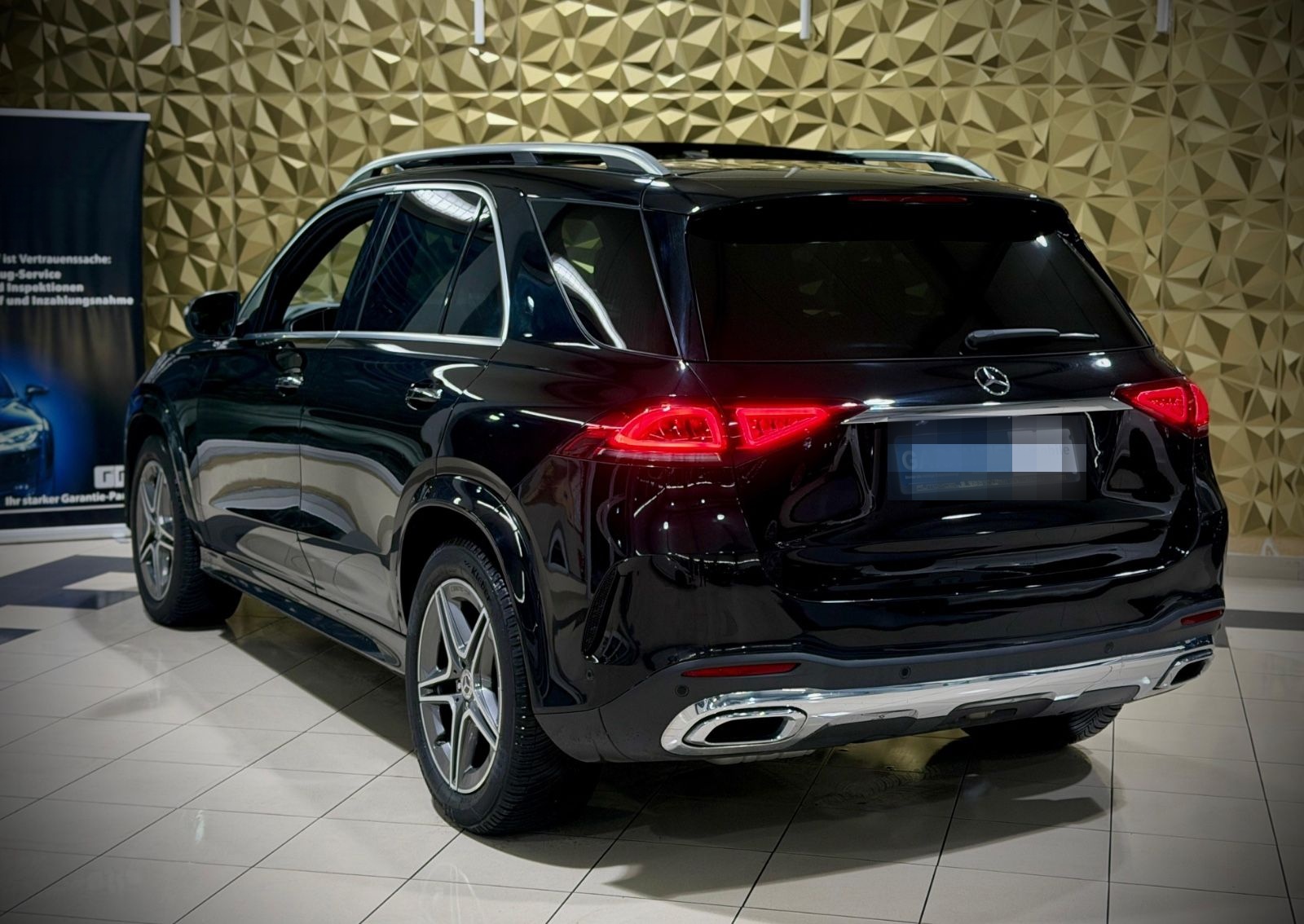 Mercedes-Benz GLE 300 d 4Matic|PANO|HUD|LUFT|SERVICE NEU|MEMO foto 15