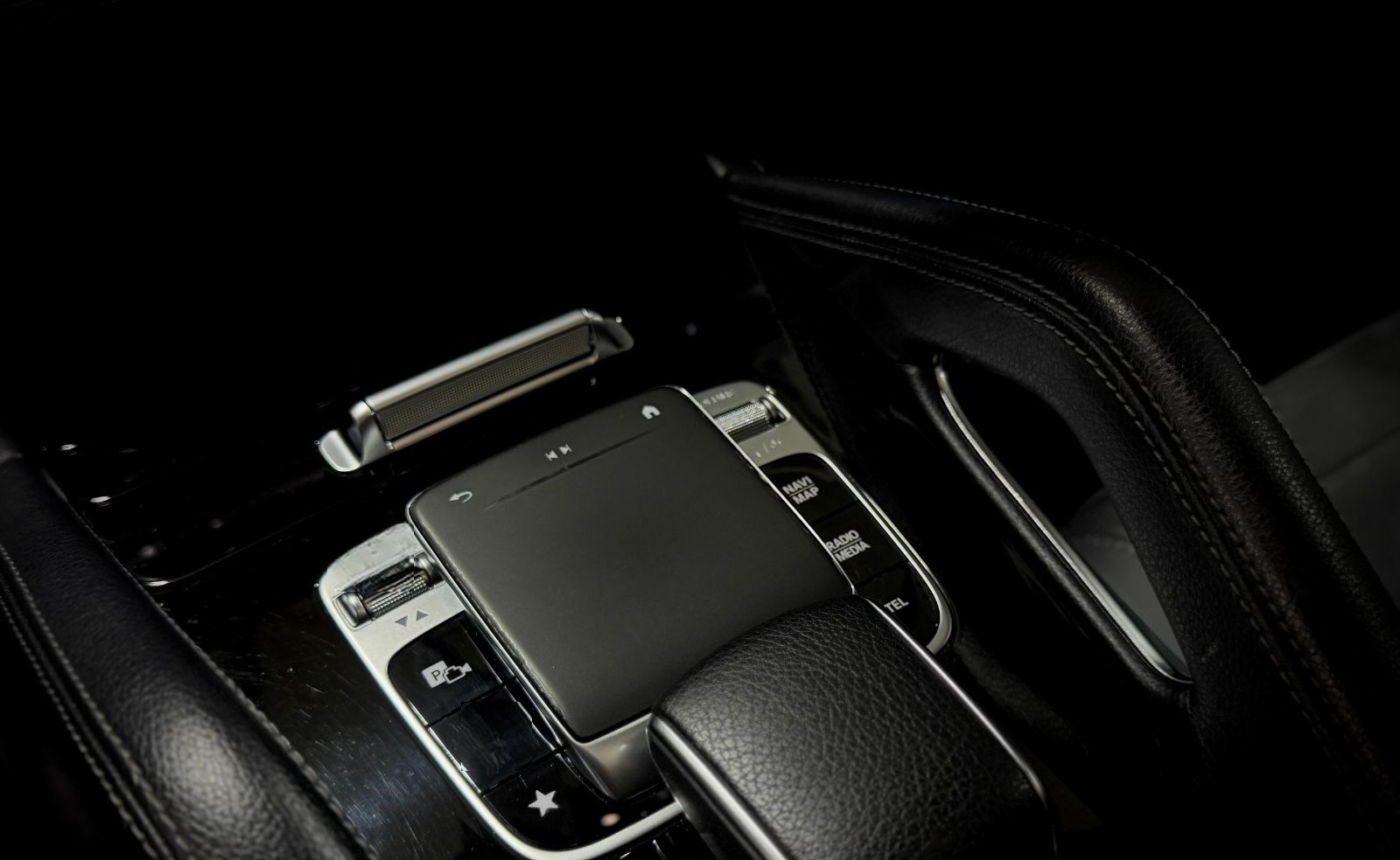 Mercedes-Benz GLE 300 d 4Matic|PANO|HUD|LUFT|SERVICE NEU|MEMO foto 22