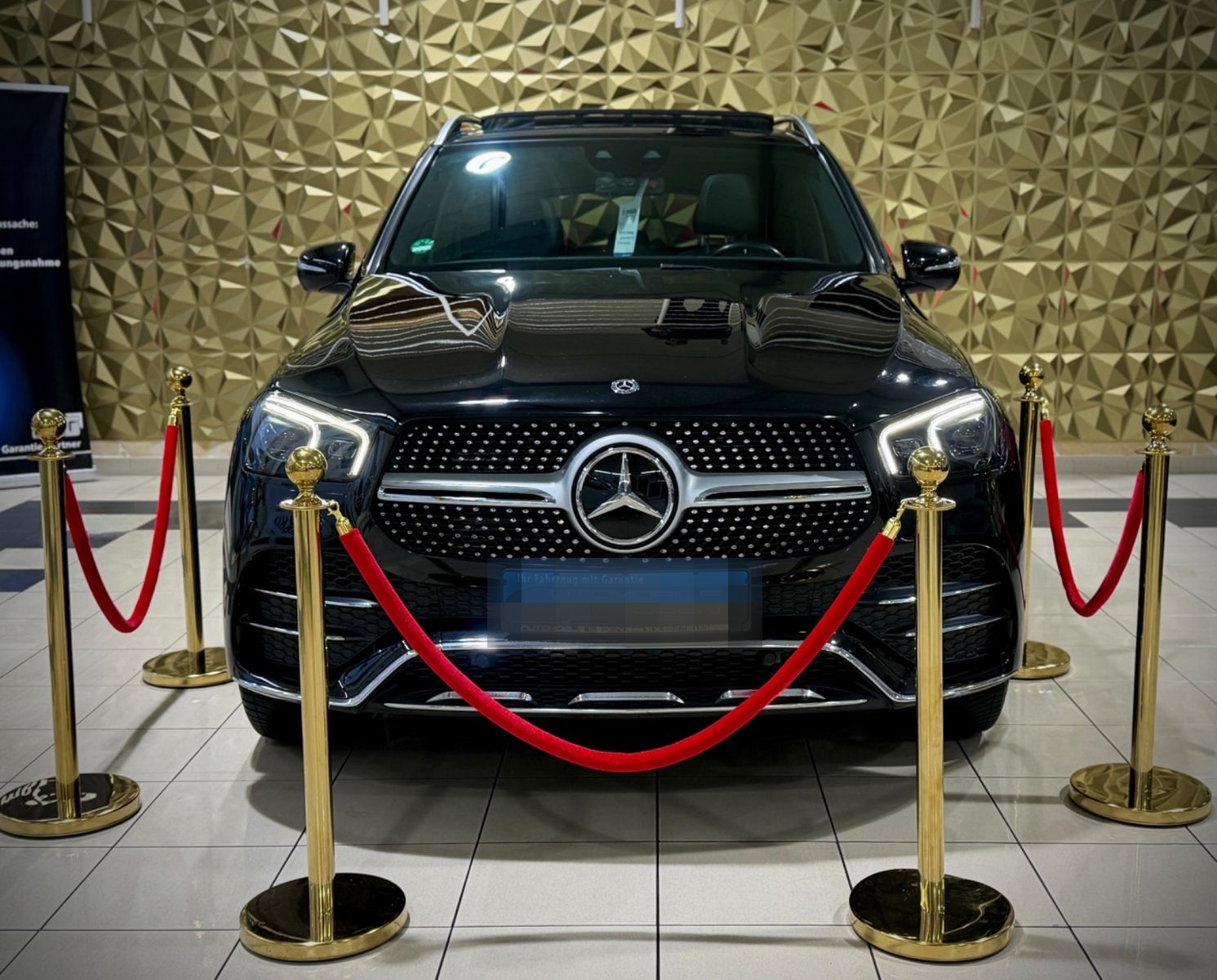 Mercedes-Benz GLE 300 d 4Matic|PANO|HUD|LUFT|SERVICE NEU|MEMO foto 7