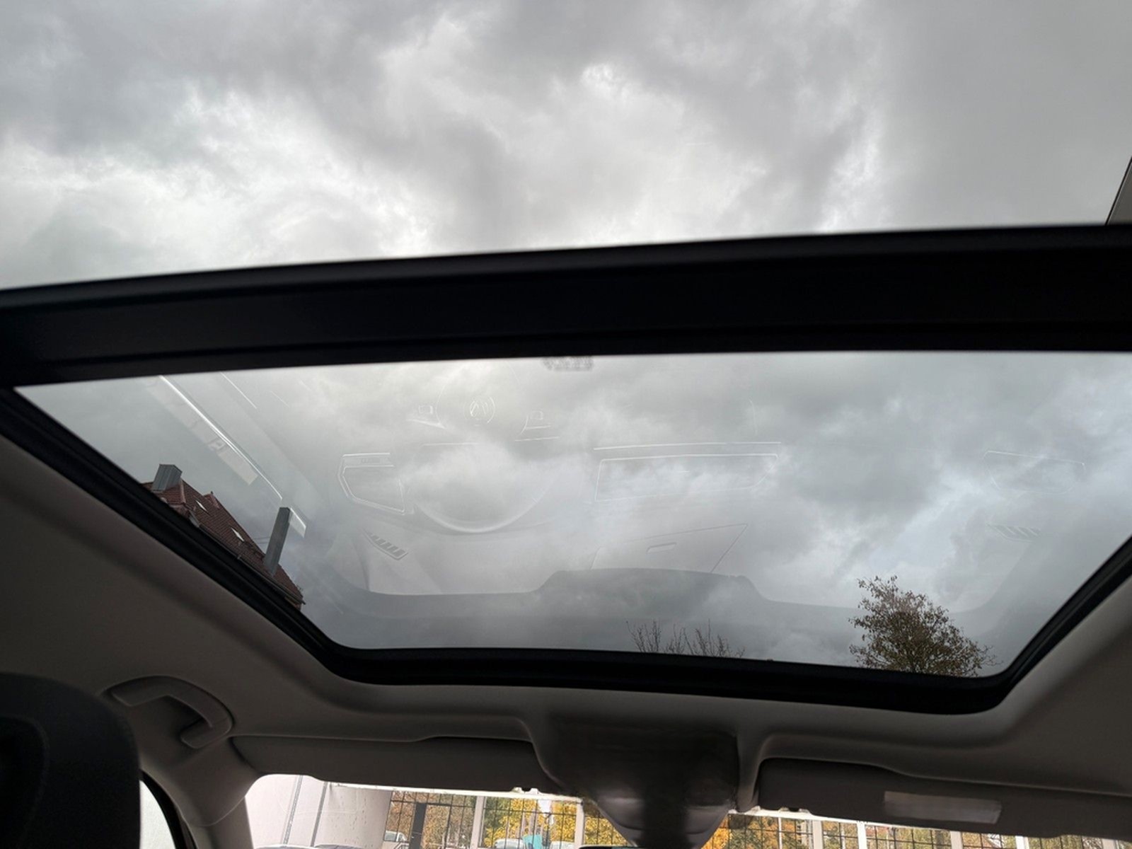 Volkswagen Tiguan Highline DSG Start-Stopp 4M LED/PANO/ACC foto 12