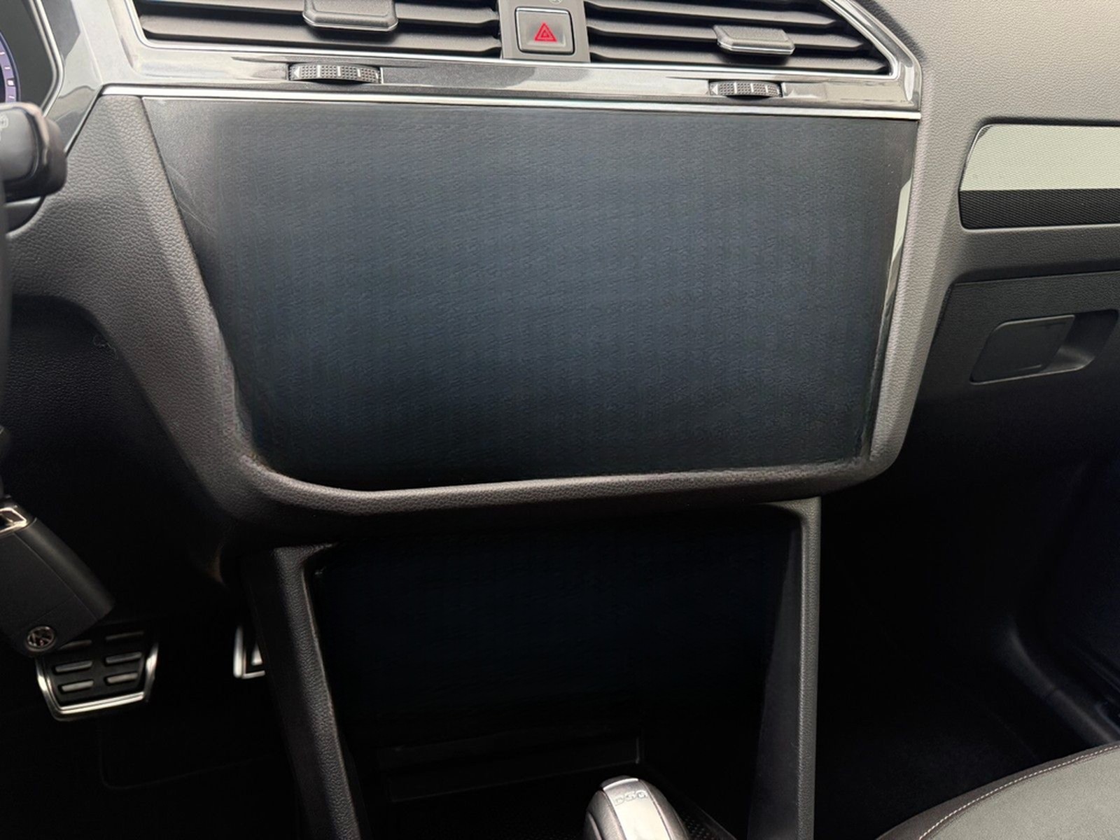 Volkswagen Tiguan Highline DSG Start-Stopp 4M LED/PANO/ACC foto 17