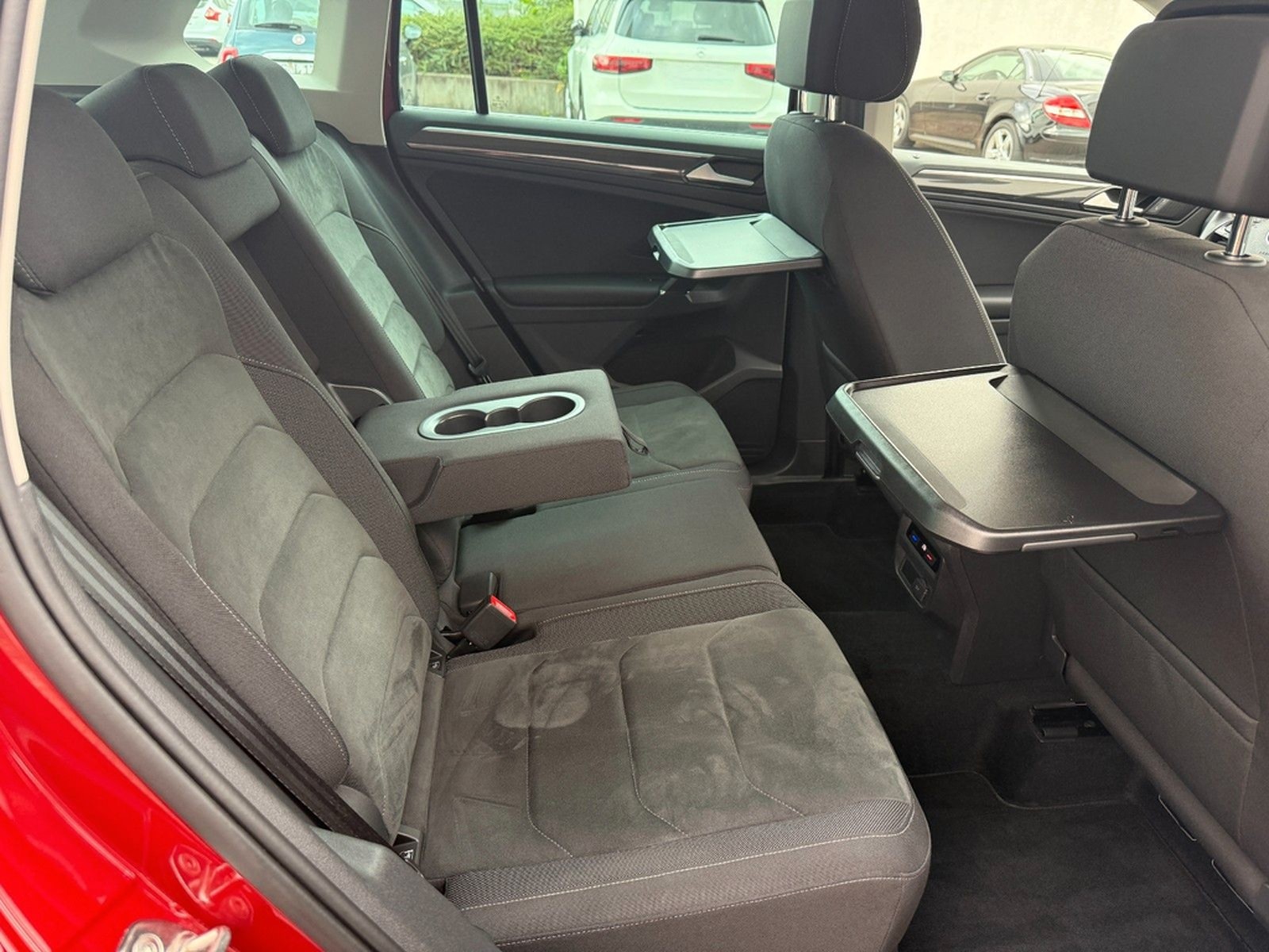 Volkswagen Tiguan Highline DSG Start-Stopp 4M LED/PANO/ACC foto 10