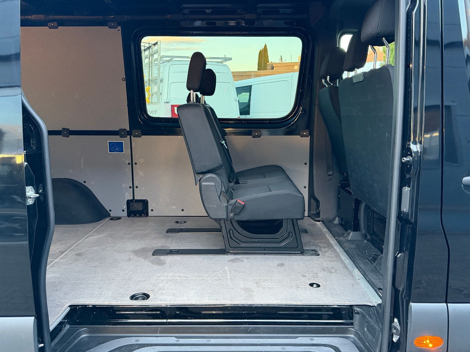Mercedes-Benz Sprinter 317 CDI MIXTO 5-Sitze RWD L2H1 Kamera foto 15