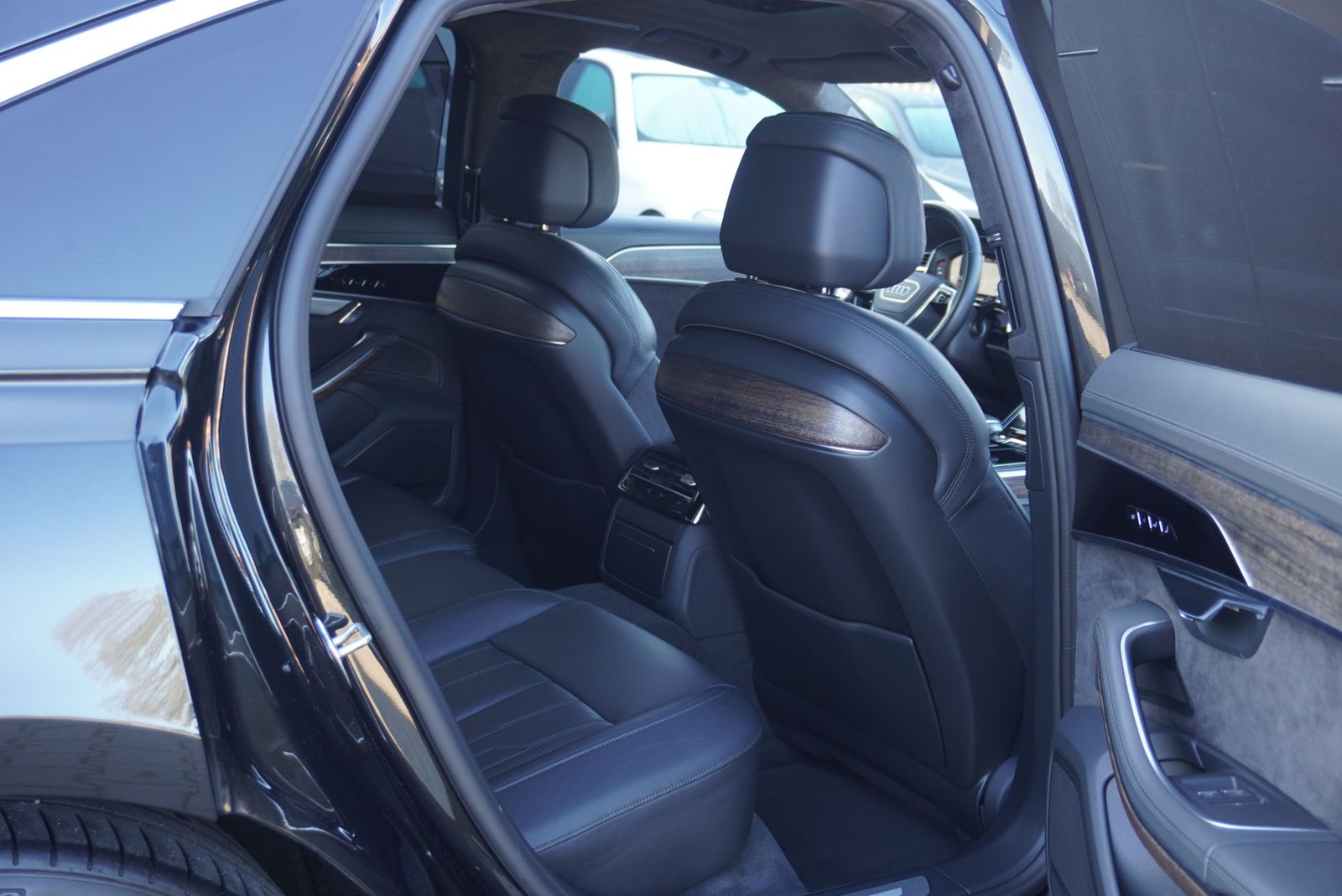 Audi A8 50 TDI Quattro/Laser/Pano/HUD/360°/Alcantara foto 20