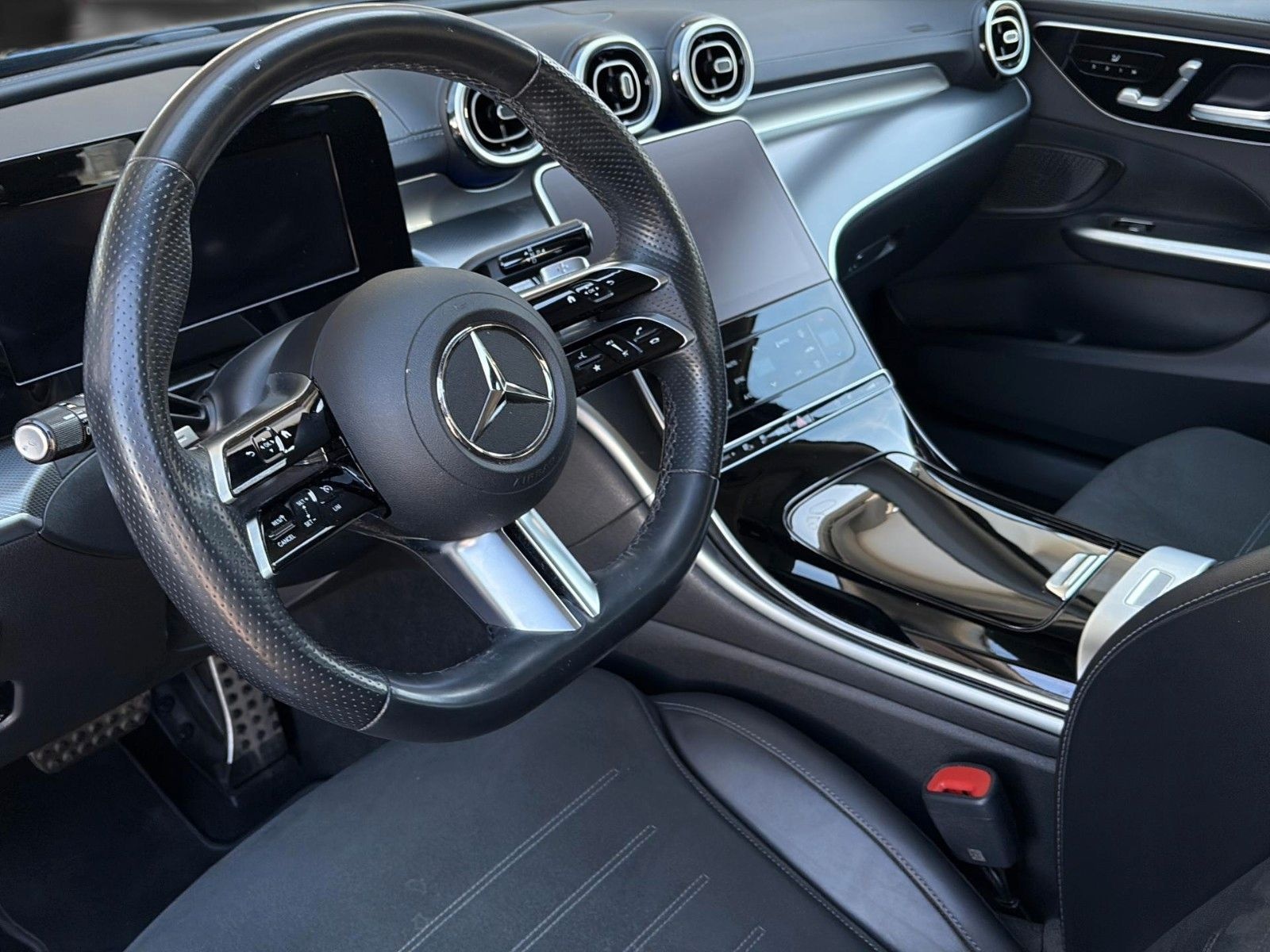 Mercedes-Benz C 300 T e 2x AMG Memory*LED*Alcantara*DAB*Navi*1 foto 18