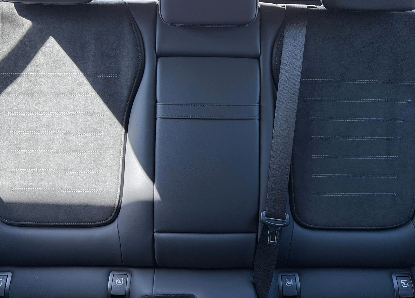 Mercedes-Benz C 300 T e 2x AMG Memory*LED*Alcantara*DAB*Navi*1 foto 21