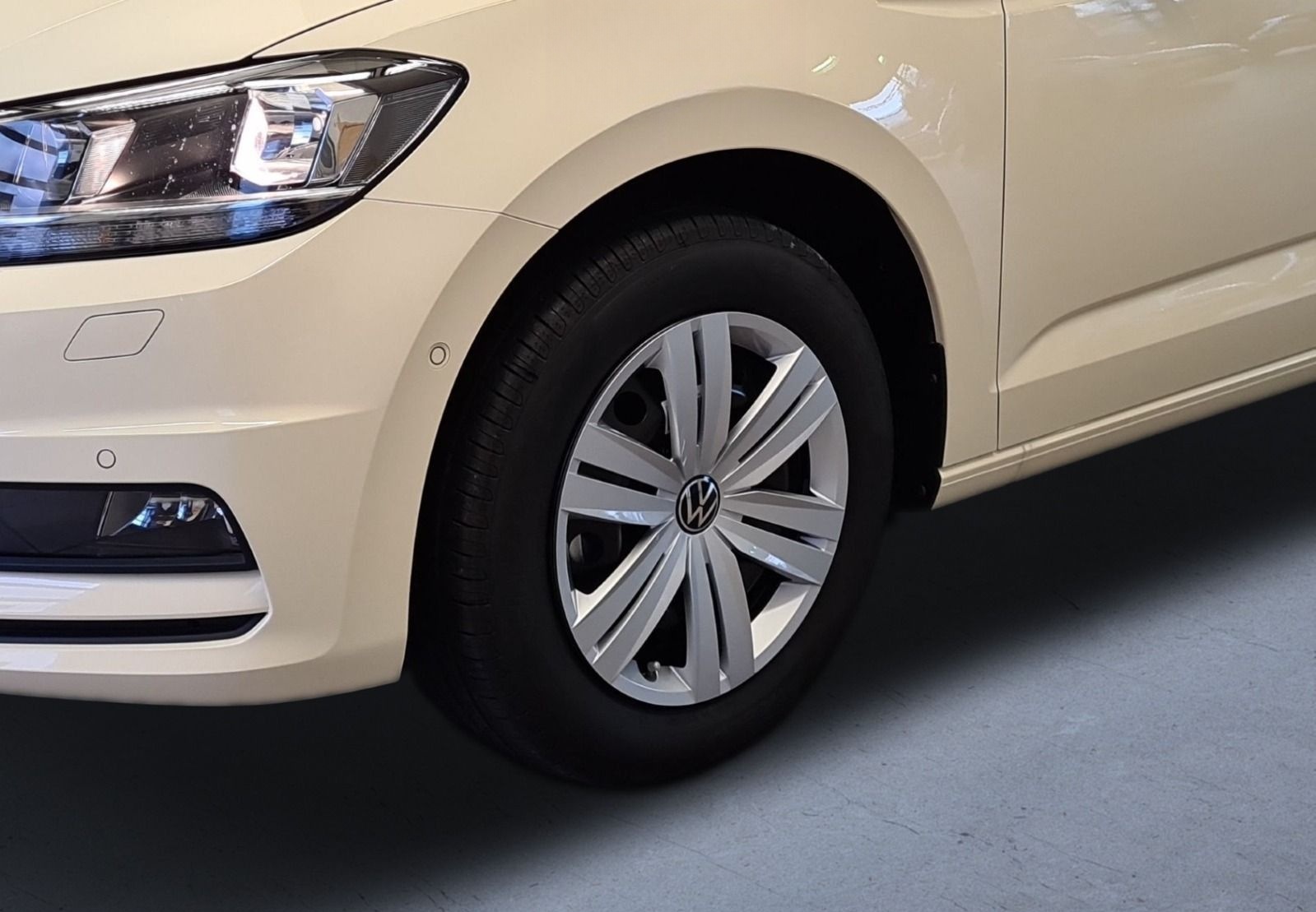 Volkswagen Touran TAXI 2.0 TDI 150 PS DSG ALLSEASON+NAVI+KA foto 9