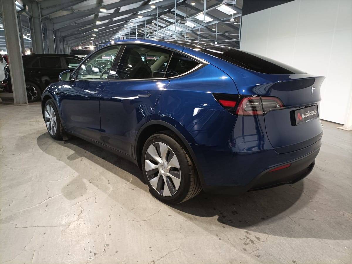 Tesla Model Y 75 kWh Dual Maximale Reichweite Dual AWD foto 4