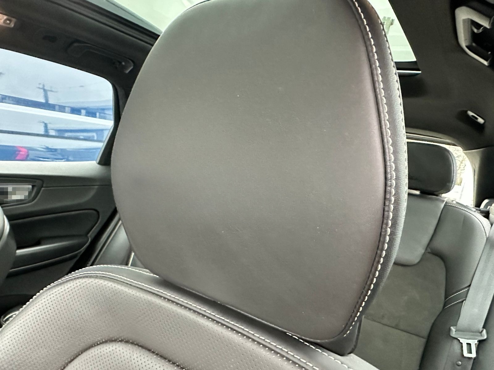 Volvo XC60 T5 R DESIGN AWD*PANO+AHK+LED* foto 20