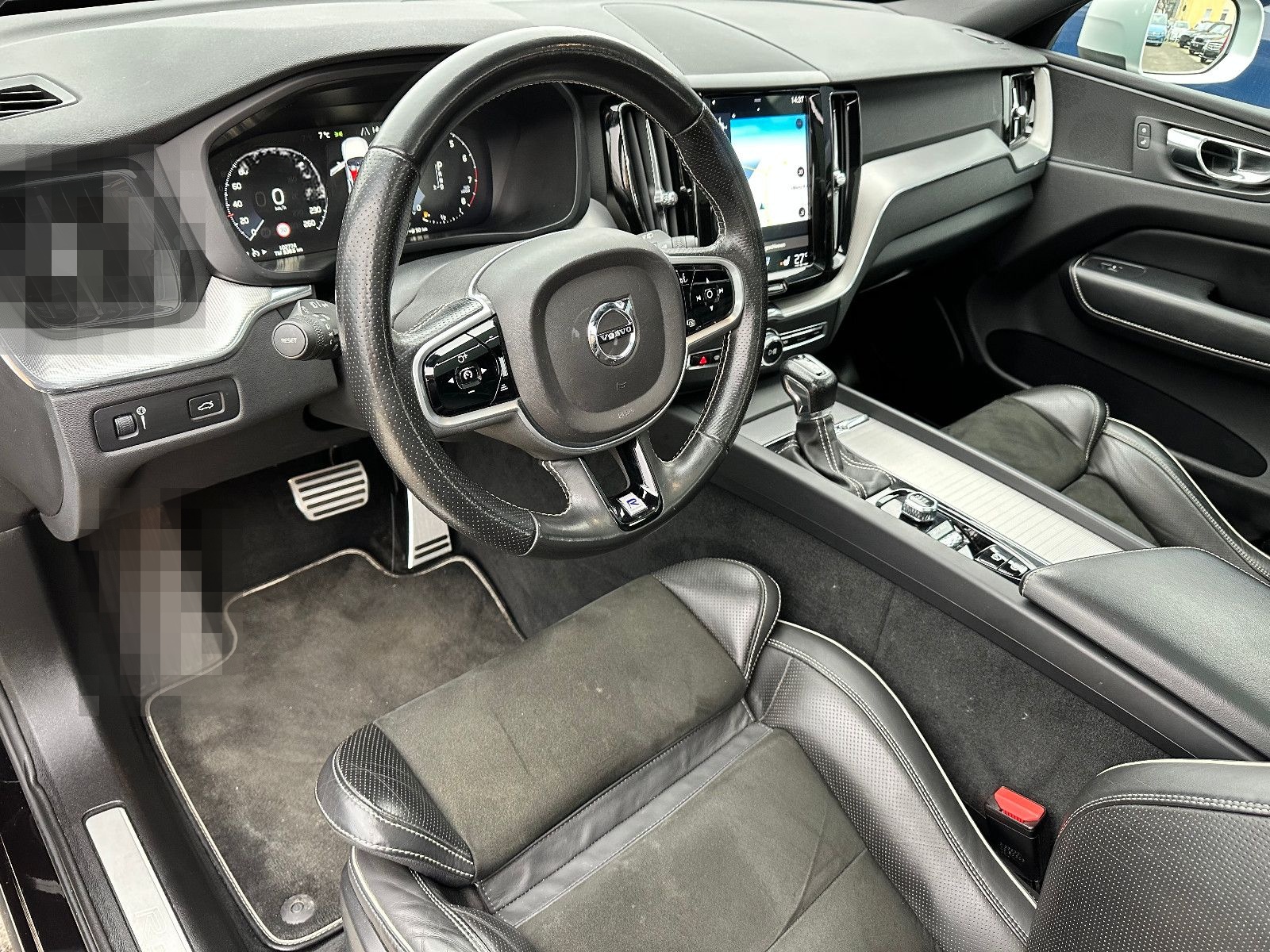 Volvo XC60 T5 R DESIGN AWD*PANO+AHK+LED* foto 10