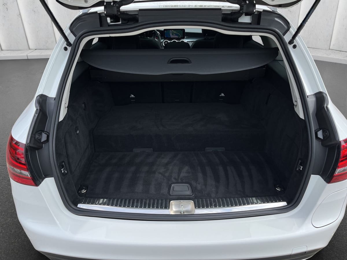 Mercedes-Benz C 300 e T*AMG-Line*Pano*360°-Kam*Navi*SHZ* foto 16