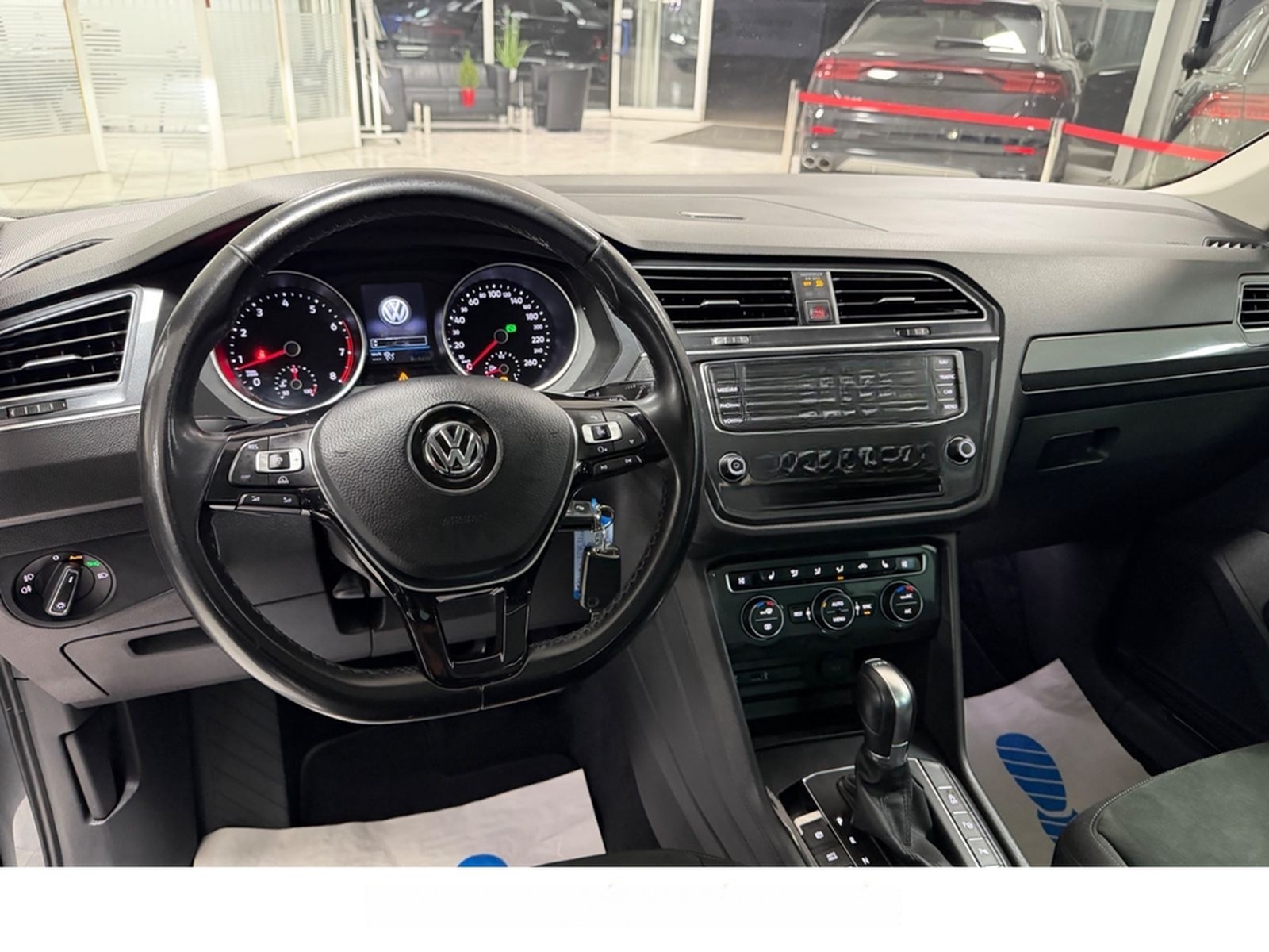 Volkswagen Tiguan Highline BMT/Start-Stopp 4Motion*PANO*ACC foto 11