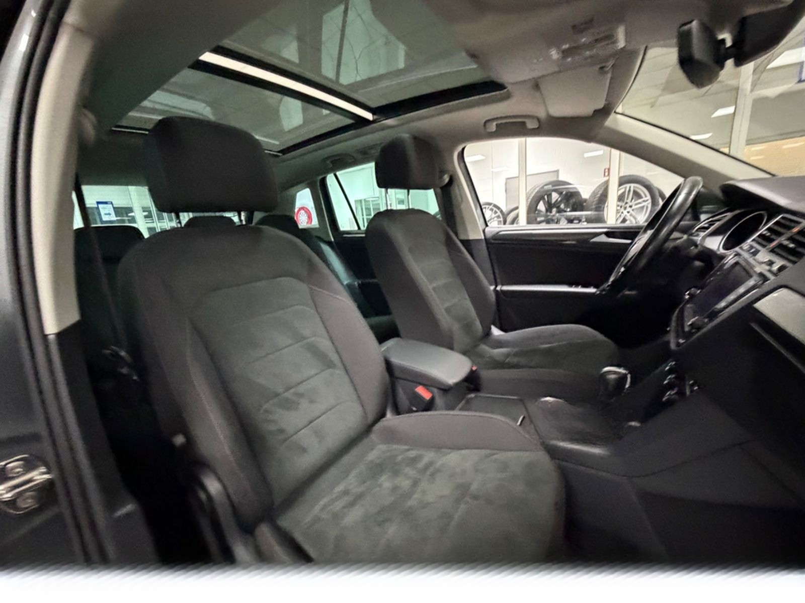 Volkswagen Tiguan Highline BMT/Start-Stopp 4Motion*PANO*ACC foto 16