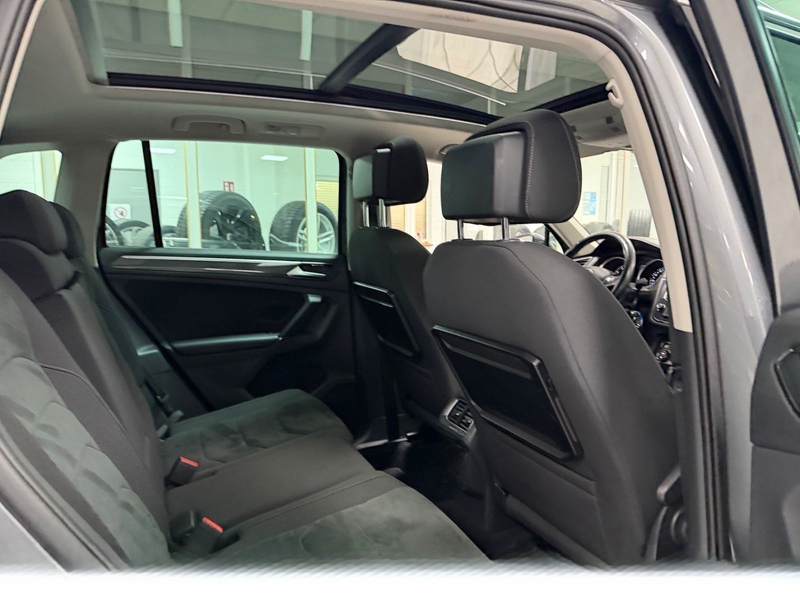 Volkswagen Tiguan Highline BMT/Start-Stopp 4Motion*PANO*ACC foto 17