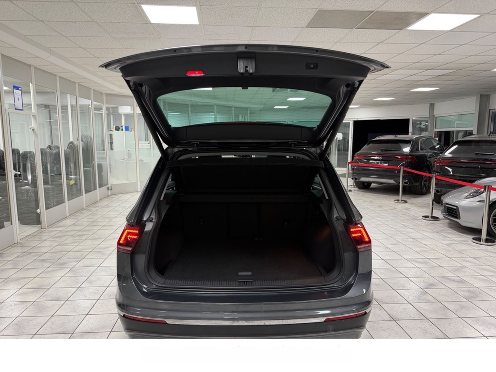 Volkswagen Tiguan Highline BMT/Start-Stopp 4Motion*PANO*ACC foto 20