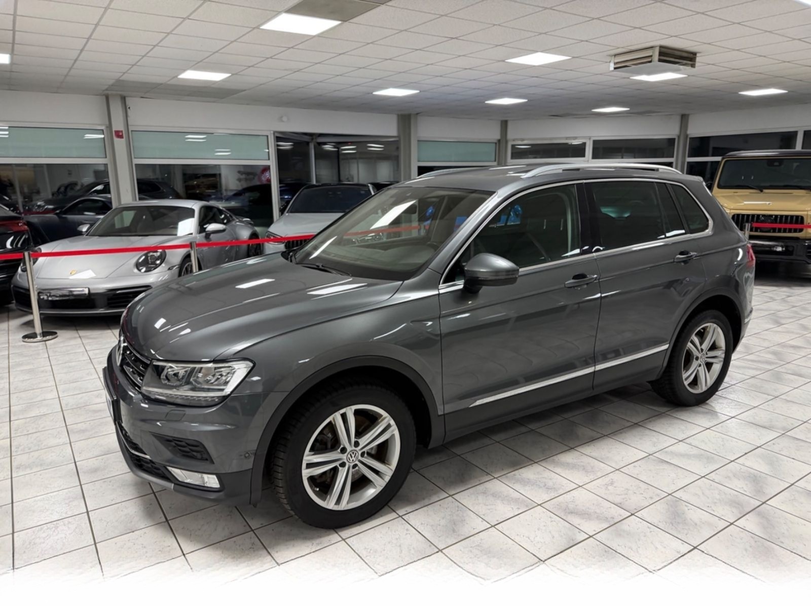Volkswagen Tiguan Highline BMT/Start-Stopp 4Motion*PANO*ACC foto 9