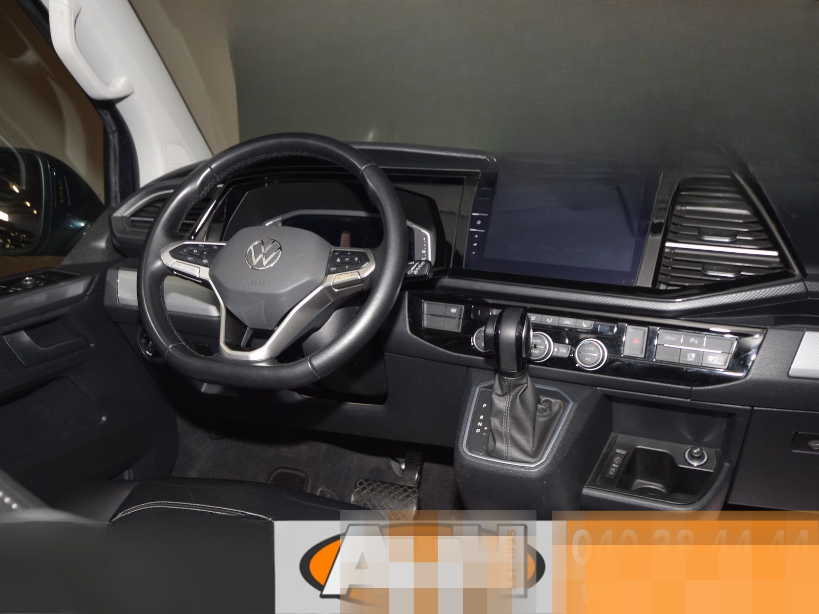 Volkswagen T6.1 Multivan 2.0 TDI GENERATION MEMORY|LED|7SIT foto 19