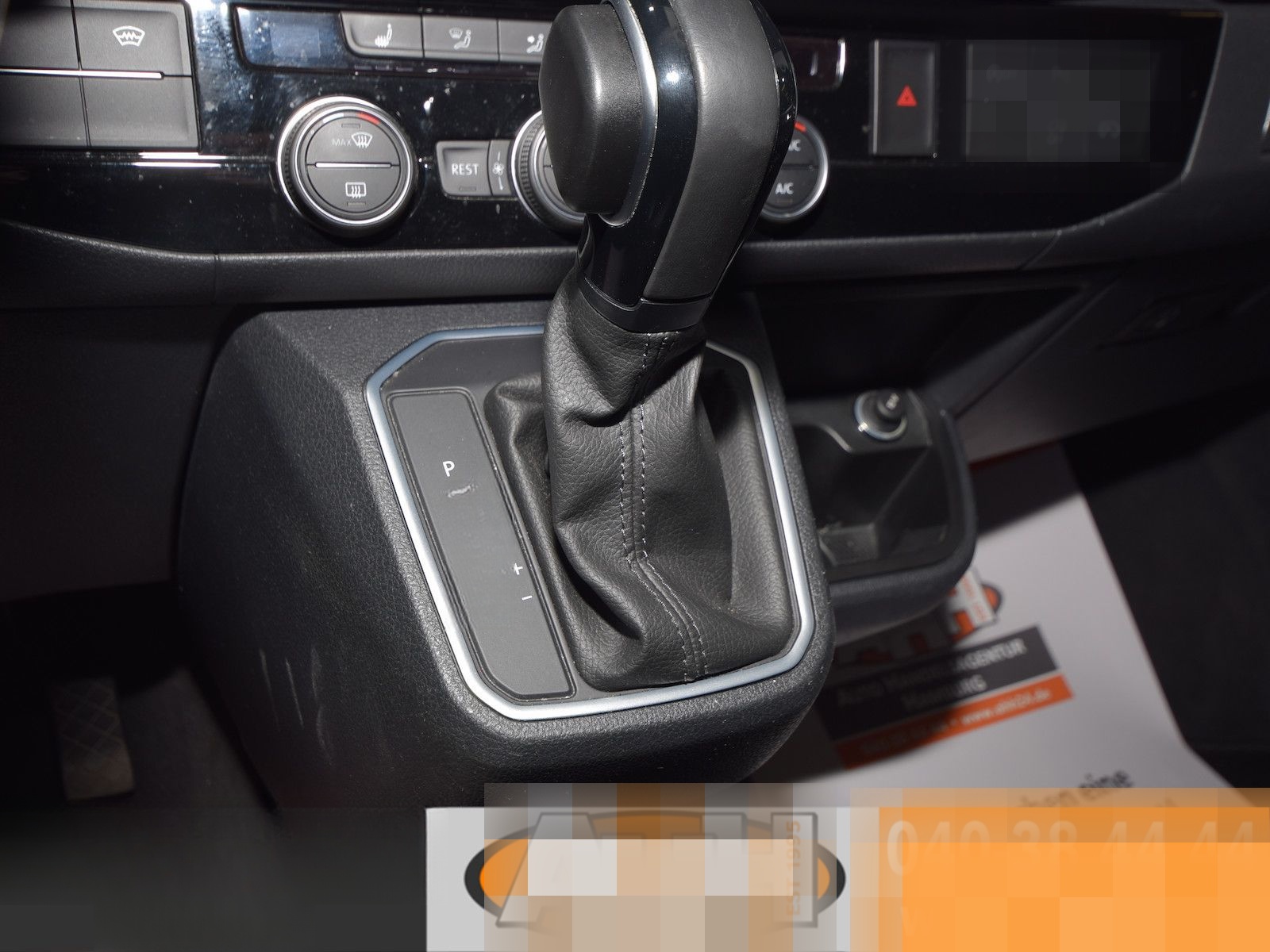 Volkswagen T6.1 Multivan 2.0 TDI GENERATION MEMORY|LED|7SIT foto 24