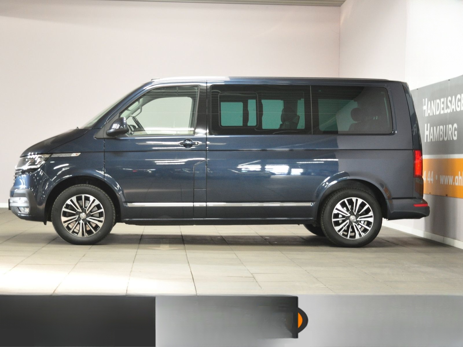 Volkswagen T6.1 Multivan 2.0 TDI GENERATION MEMORY|LED|7SIT foto 6