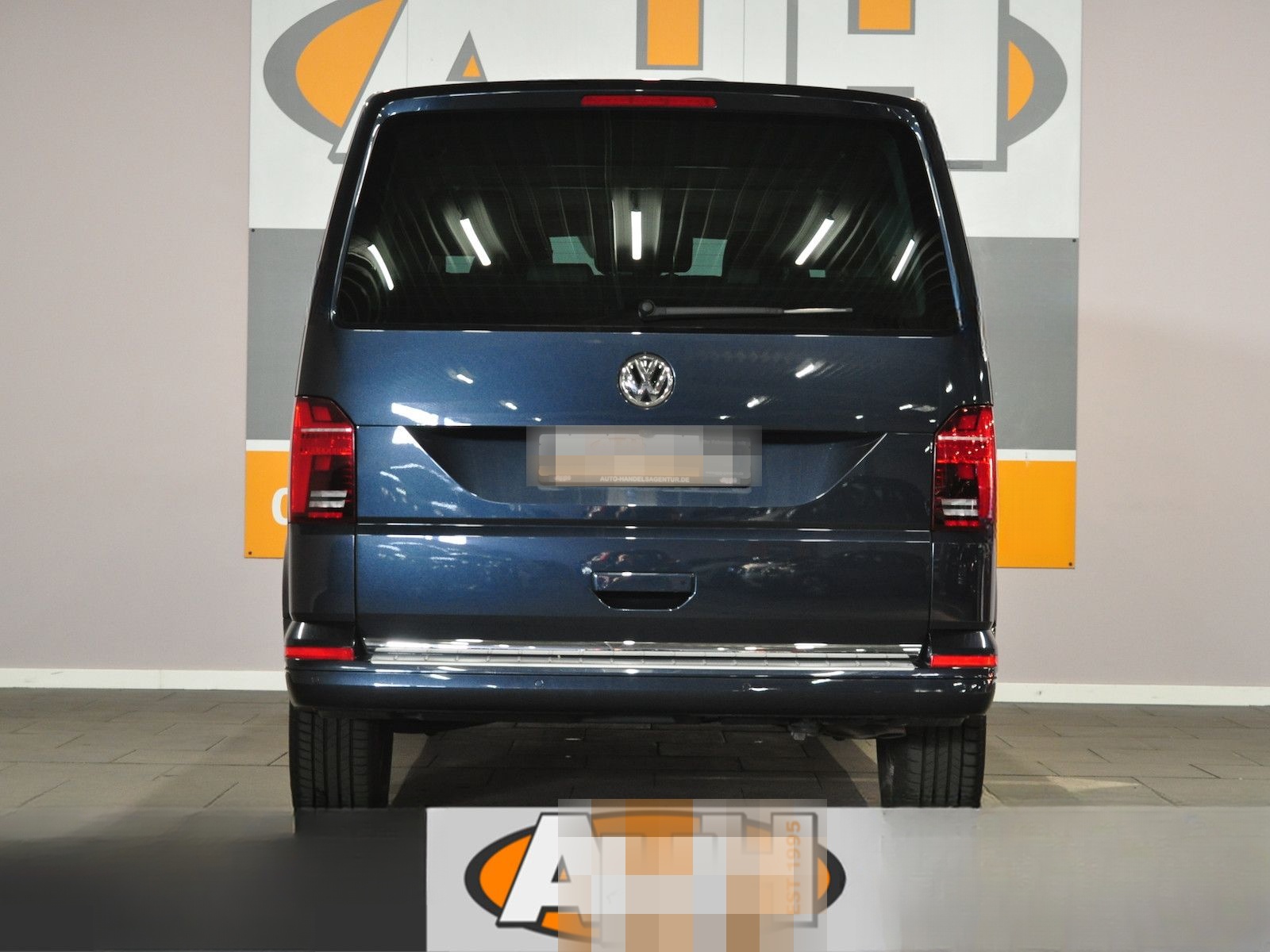 Volkswagen T6.1 Multivan 2.0 TDI GENERATION MEMORY|LED|7SIT foto 9
