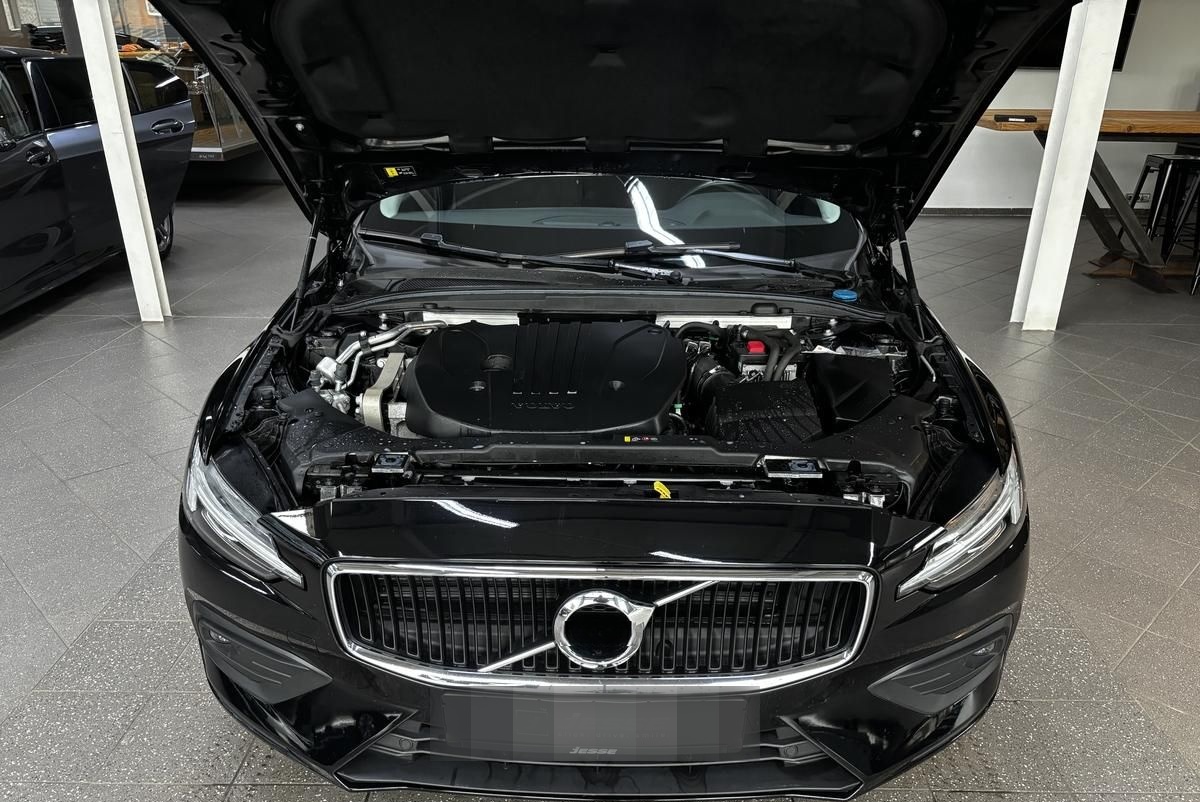 Volvo V60 B3  Momentum Pro LED Navi CarPlay AHK DAB+ foto 16
