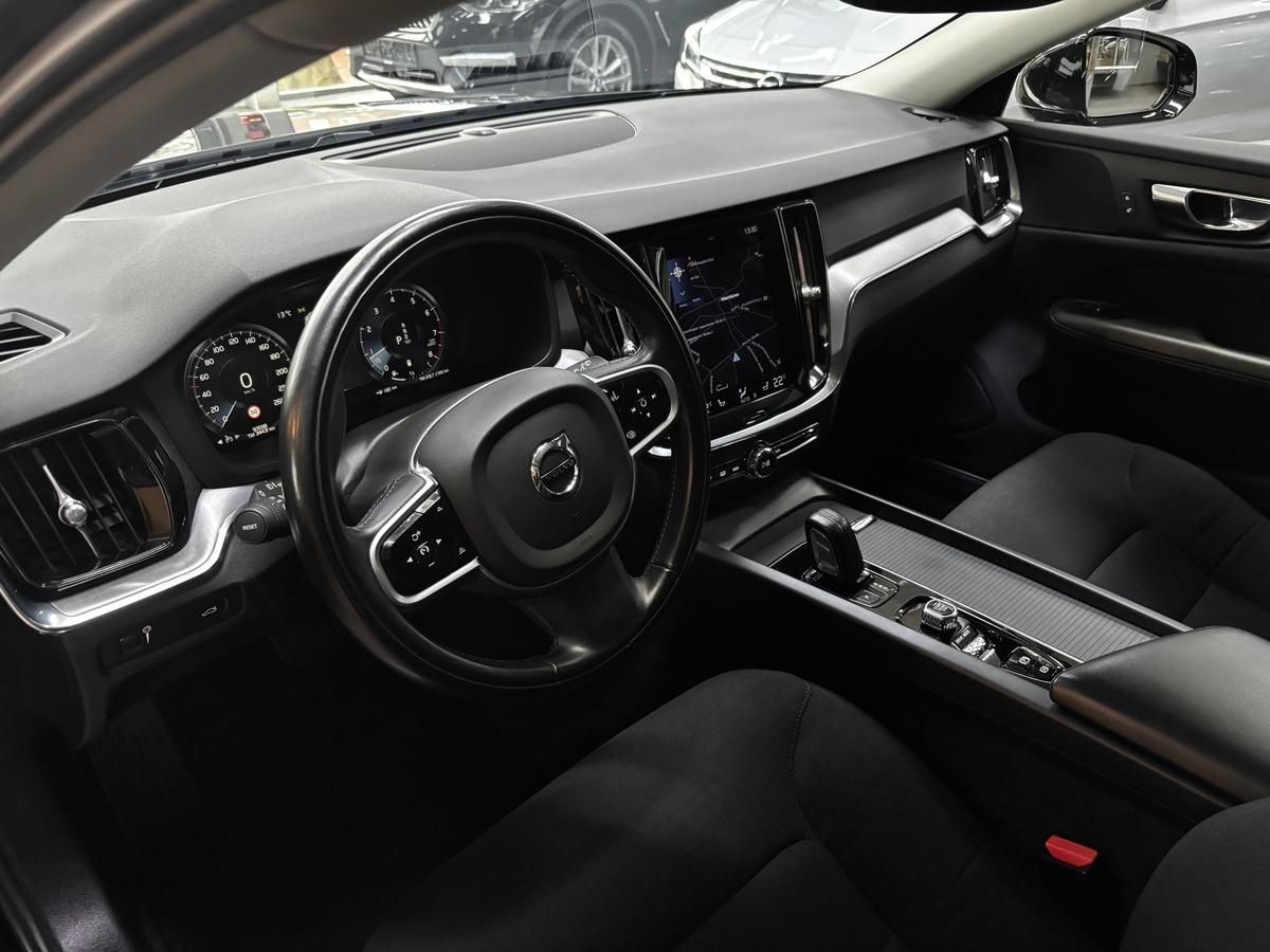 Volvo V60 B3  Momentum Pro LED Navi CarPlay AHK DAB+ foto 9