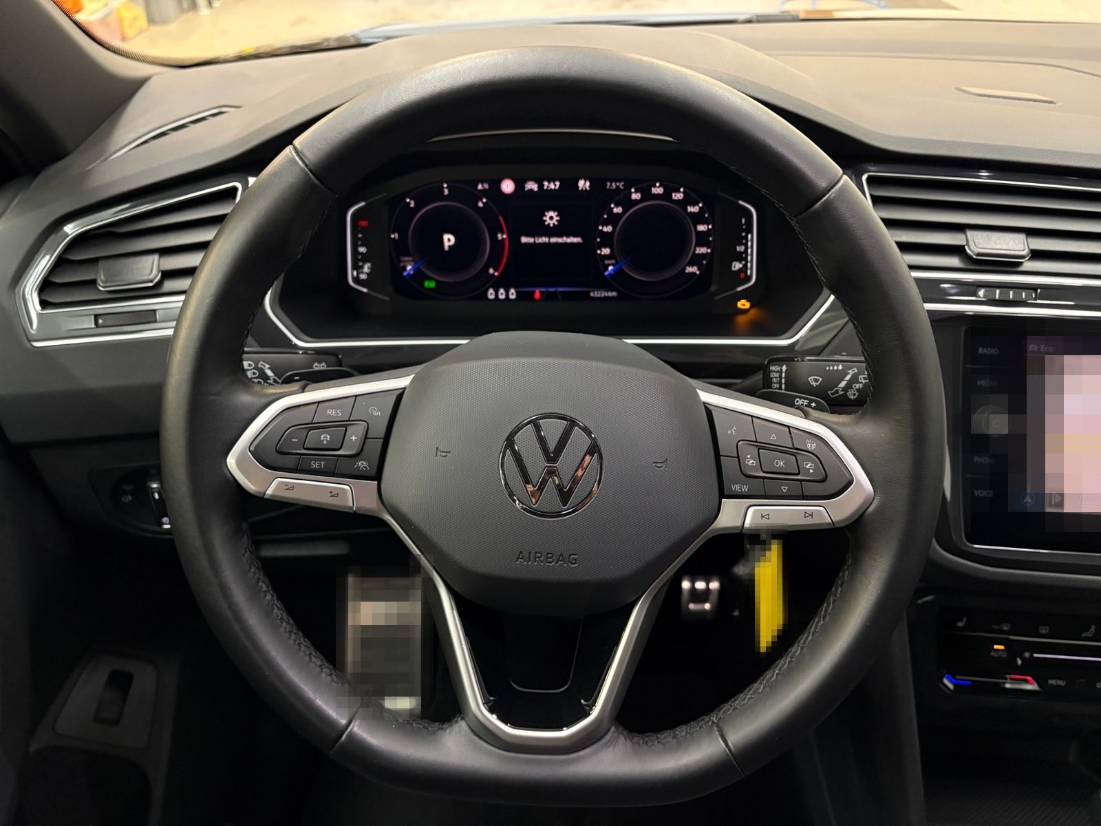 Volkswagen Tiguan MOVE 2.0 TDI DSG AHK Navi Kamera ACC foto 13