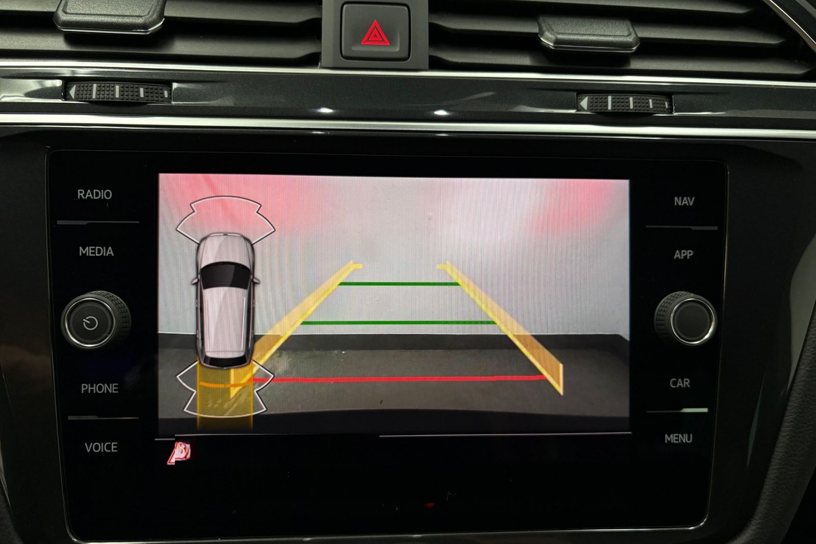 Volkswagen Tiguan MOVE 2.0 TDI DSG AHK Navi Kamera ACC foto 17