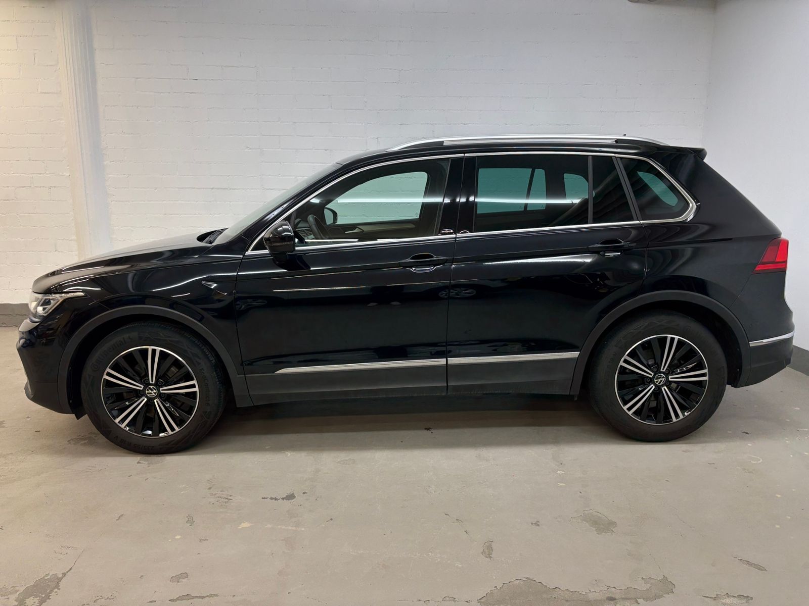 Volkswagen Tiguan MOVE 2.0 TDI DSG AHK Navi Kamera ACC foto 5