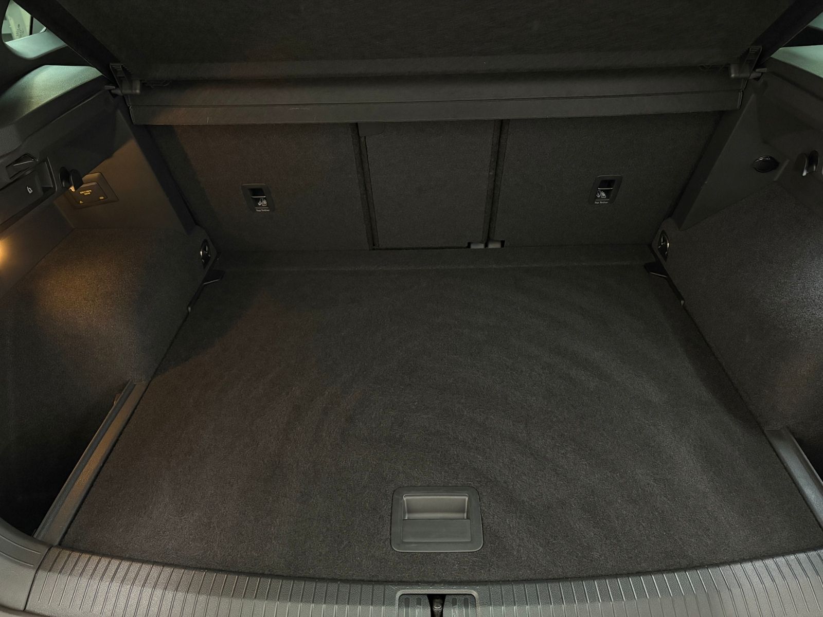 Volkswagen Tiguan MOVE 2.0 TDI DSG AHK Navi Kamera ACC foto 7