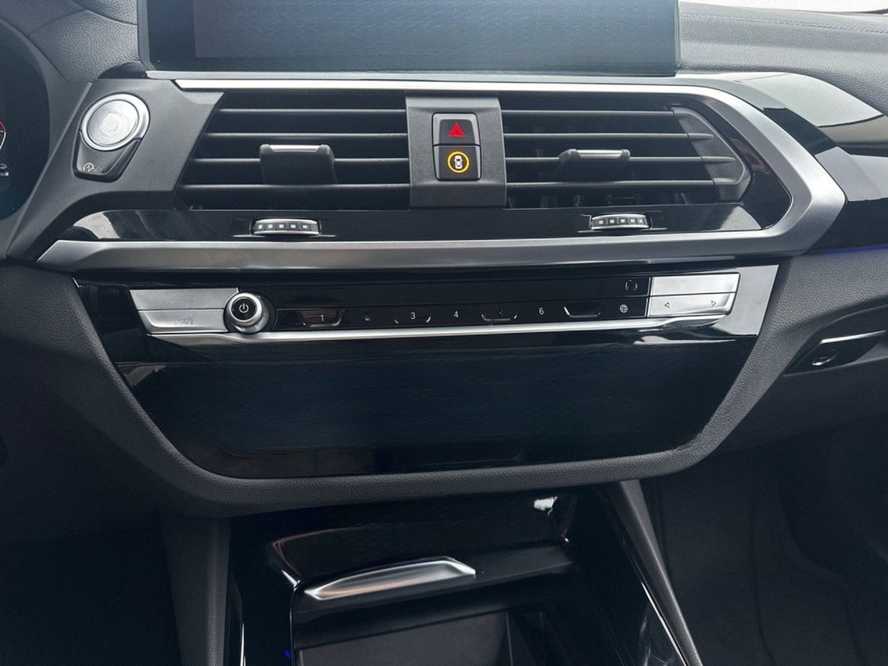 BMW X3 xDri 30i Luxury Line HUD HIFI PA+ DA+ AHK 19" foto 14