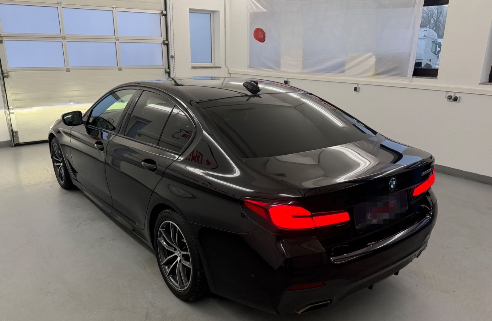 BMW 530 d M Sport*KomfortSitze*HUD*Laser* foto 6