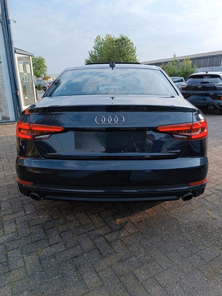 Audi A4 2.0 TFSI S tronic quattro sport foto 4