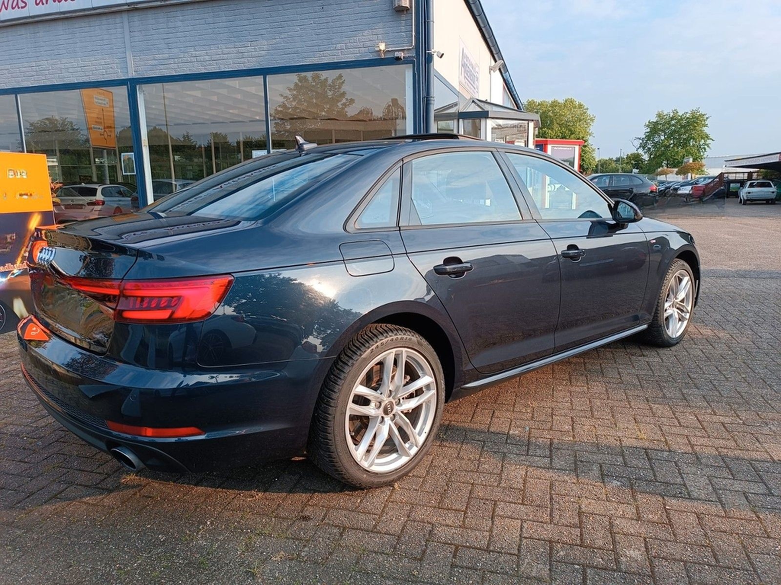 Audi A4 2.0 TFSI S tronic quattro sport foto 5