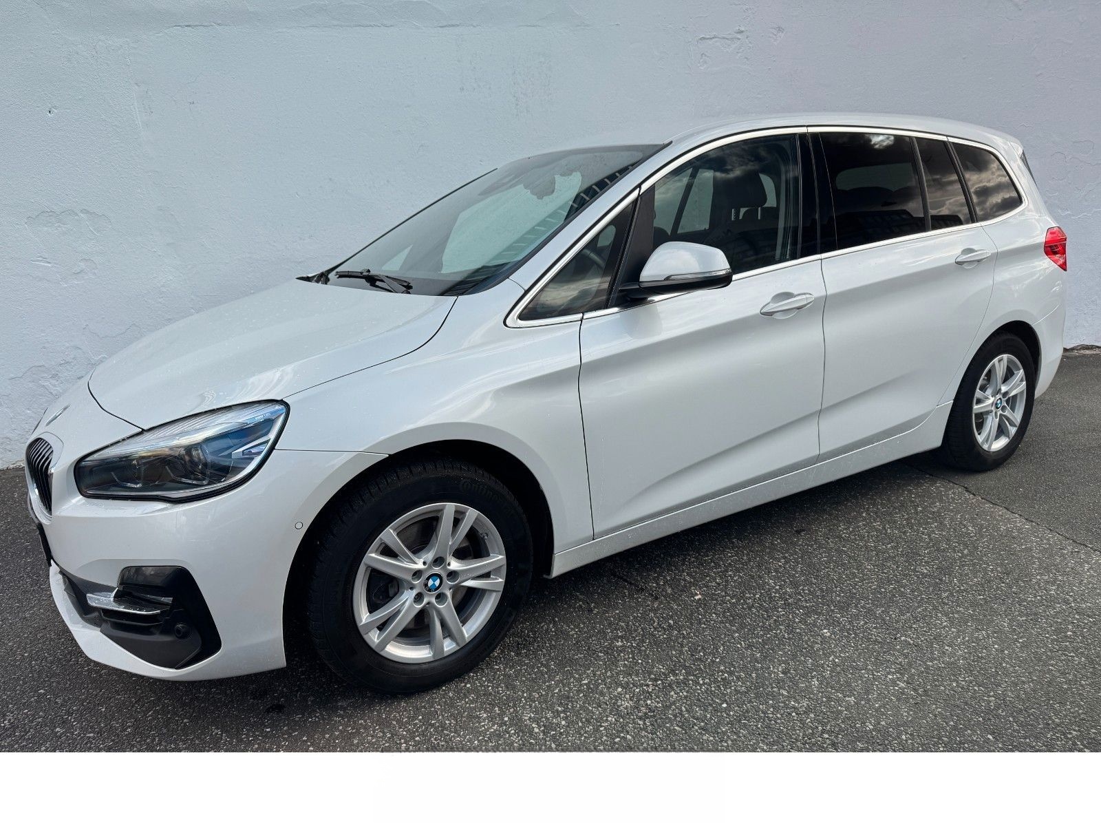 BMW 218i Gran Tourer Luxury/LED/AHK/DAB/Carplay/RFK foto 2