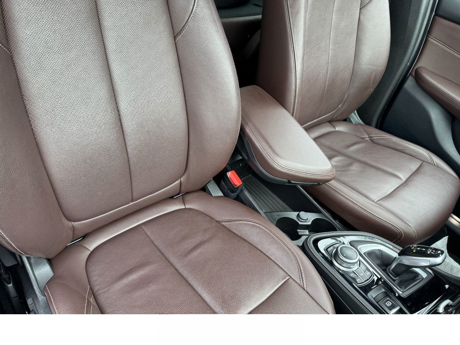 BMW 218i Gran Tourer Luxury/LED/AHK/DAB/Carplay/RFK foto 18