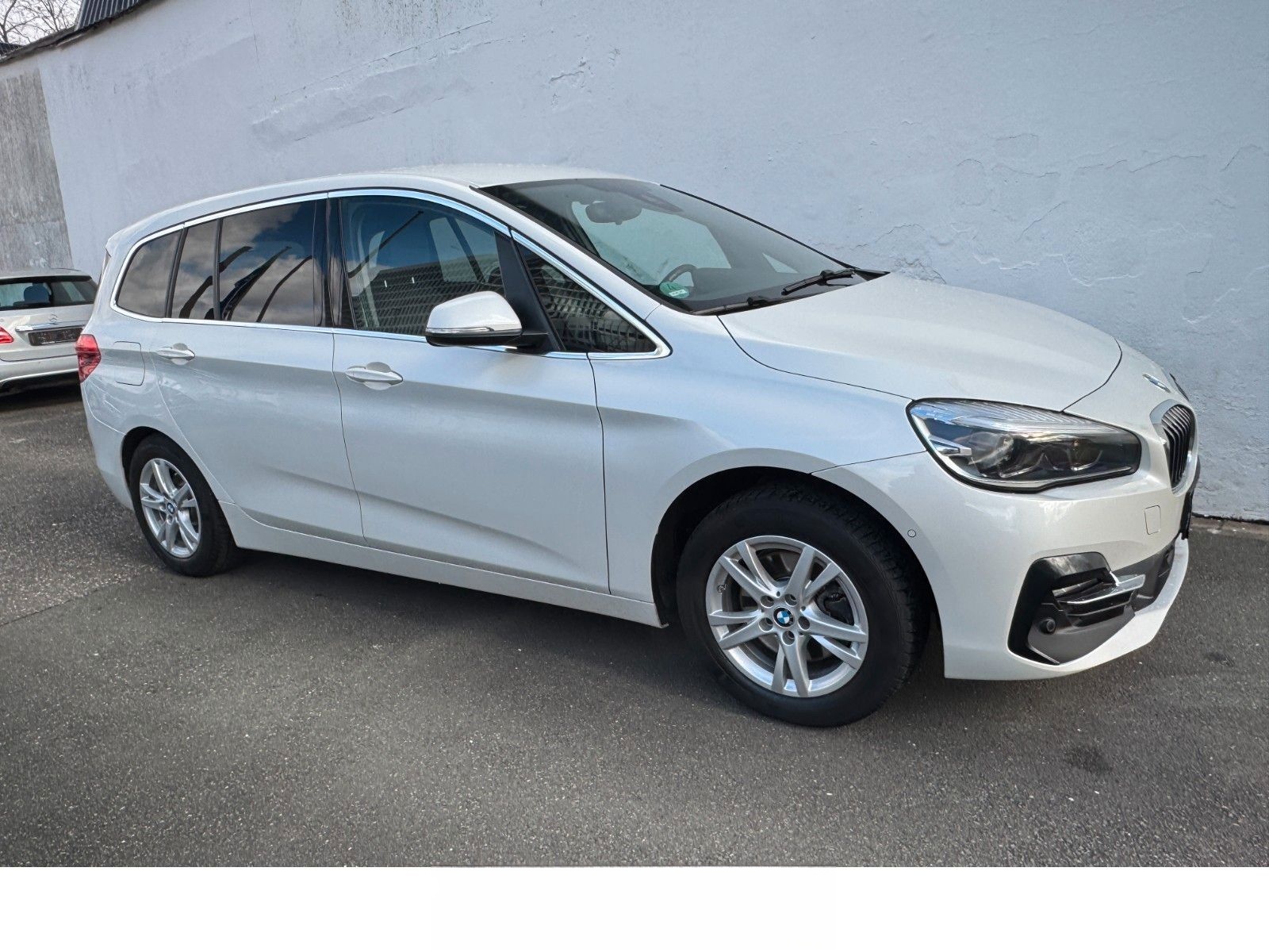 BMW 218i Gran Tourer Luxury/LED/AHK/DAB/Carplay/RFK foto 4