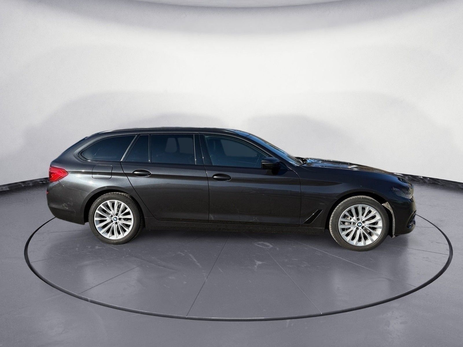 BMW 540i xDrive Touring Sport Line Aktive Geschw. St foto 6