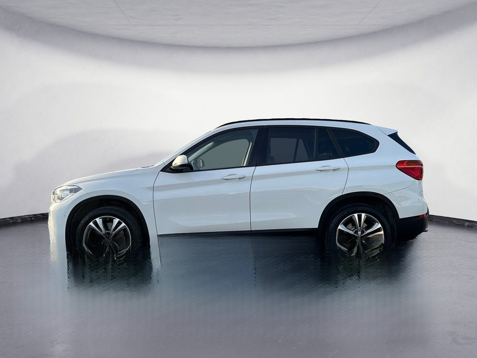 BMW X1 xDrive20i Sport Line Navi Aut. PDC Sitzheizun foto 3