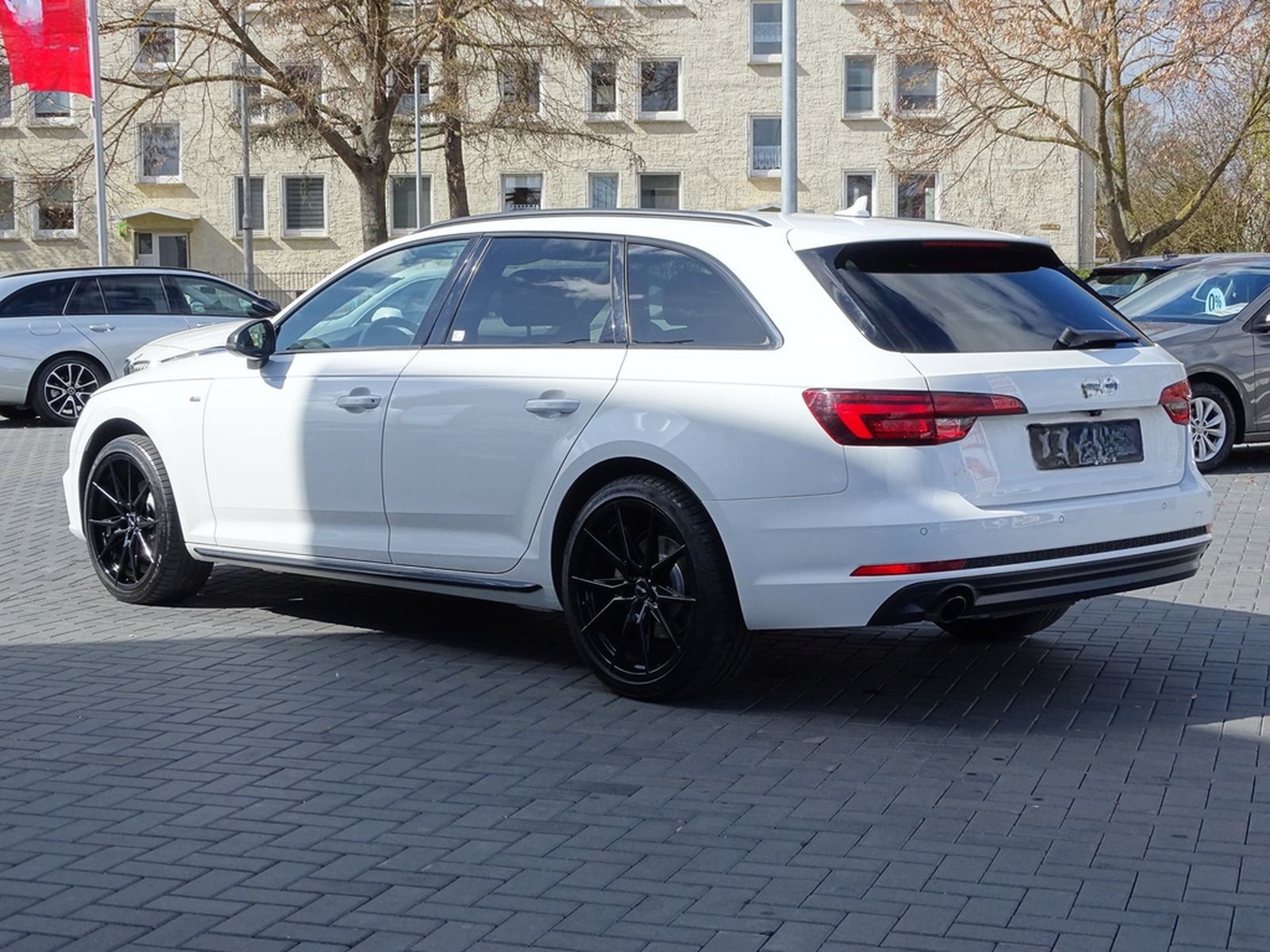 Audi A4 Avant 1.4 TFSI S Line LED Navi Kamera DAB foto 3